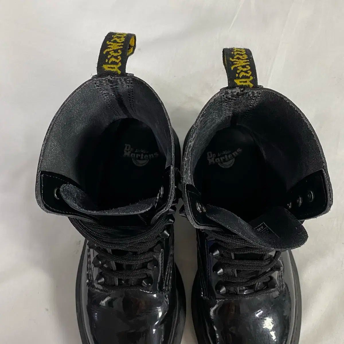 DR. MARTENS(ドクターマーチン) エナメル 光沢ブーツ uk4 - メルカリ