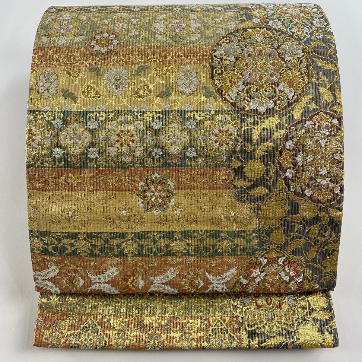 袋帯 秀品 華文 横段 箔 金銀糸 ベージュ 六通 正絹