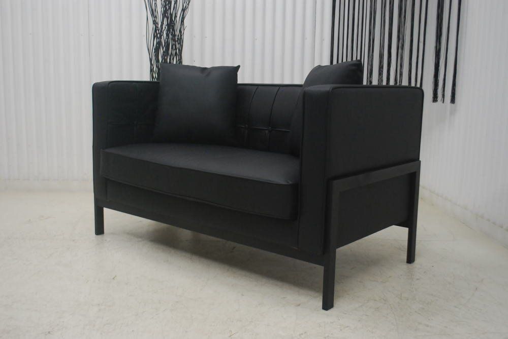 アウトレット 現品限り 一部 大 品 スタイリッシュモダンデザイン 黒ブラック二人掛け ソファー 2P 直線的フォルム