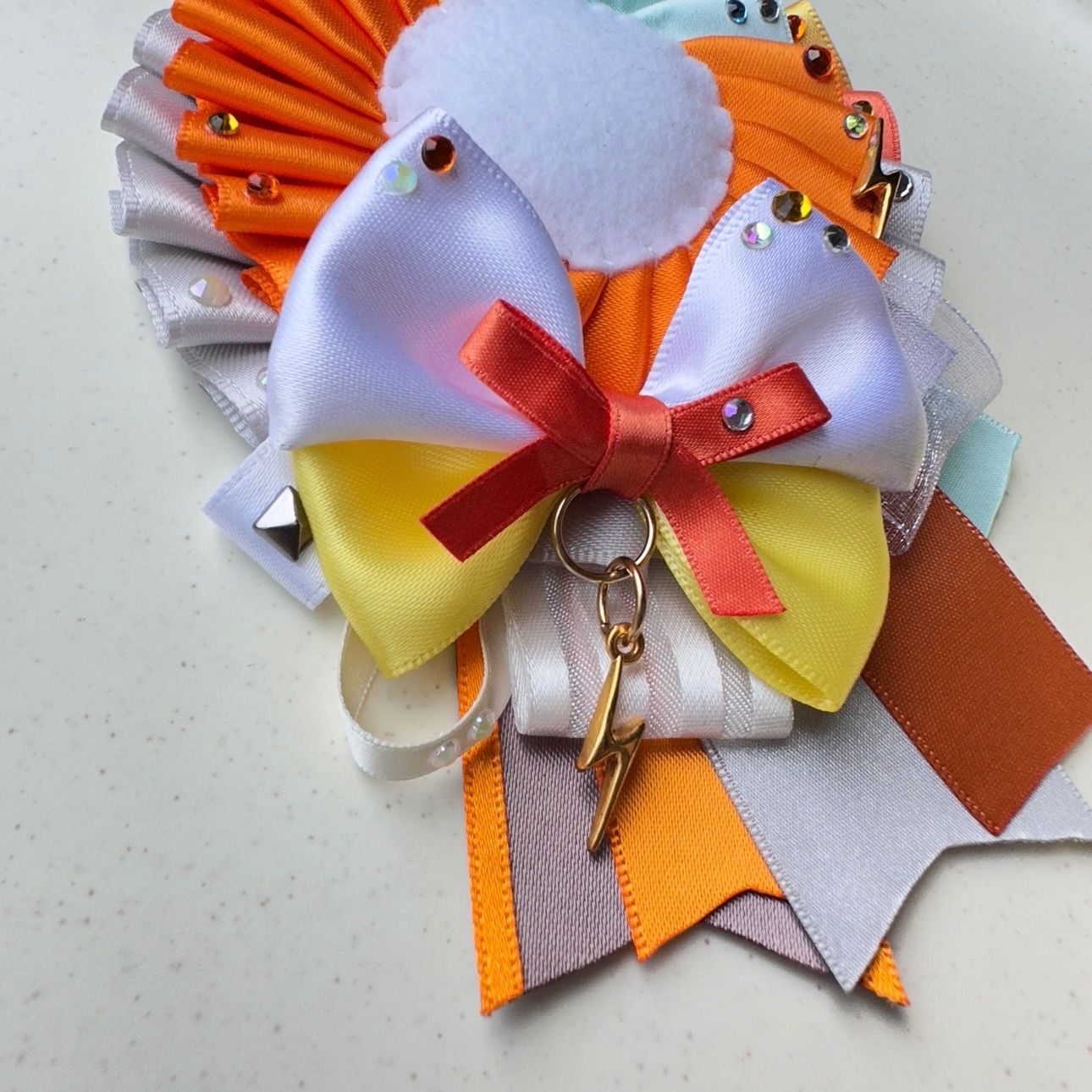 ◾︎ Thunder × Yellow ◾︎ イメージ ロゼット - メルカリ