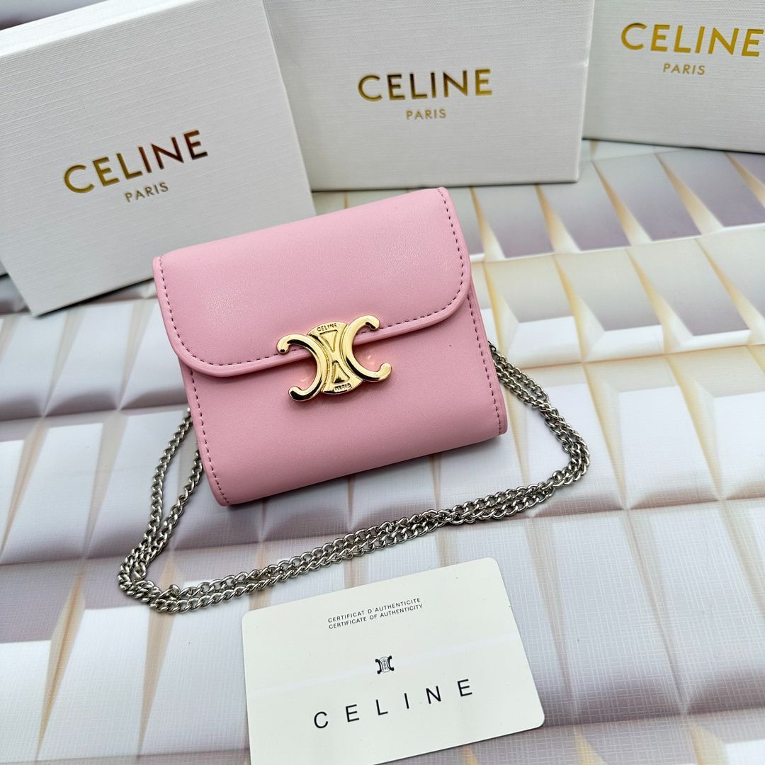 CELINE】セリーヌ 新品 財布 ミニトリオンフスムースラムスキン フラップウォレット エレガントで洗練されたデザイン - メルカリ