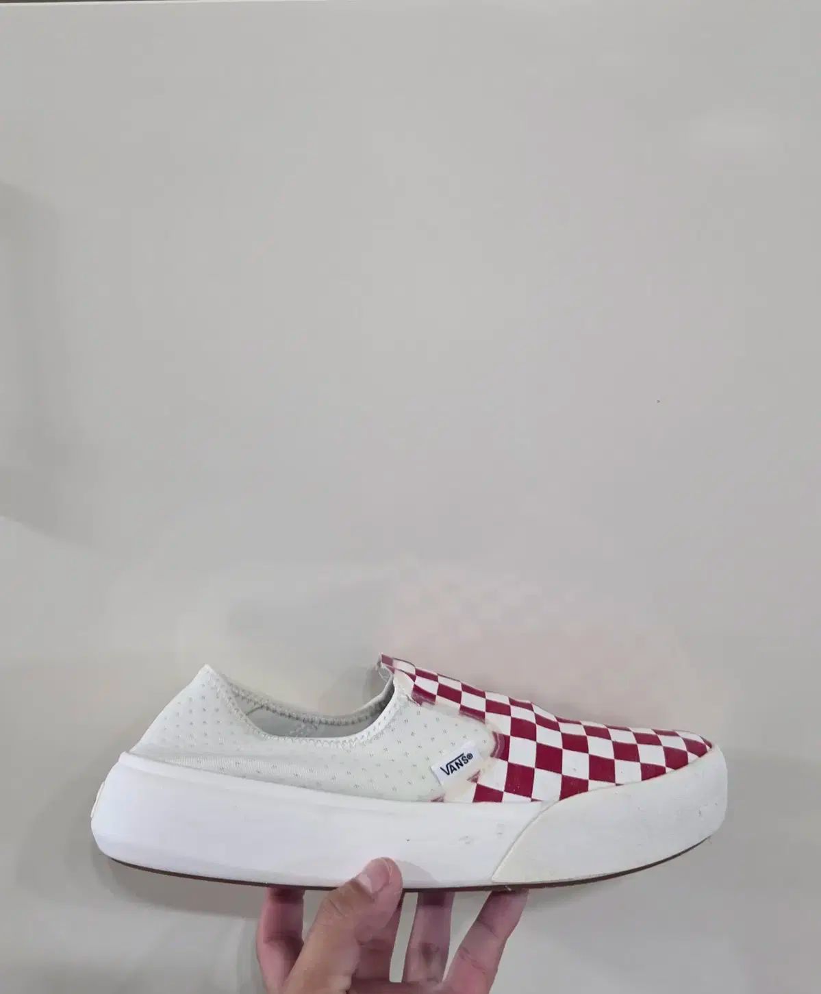 275 VANS ヴァンズ コンフィクッシュ ONE ミュール スリッポン チェッカーボード マシュマロ レッド