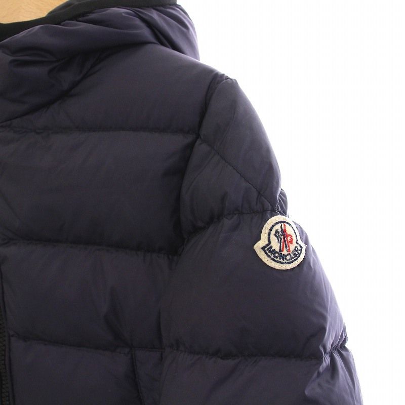 モンクレール MONCLER
