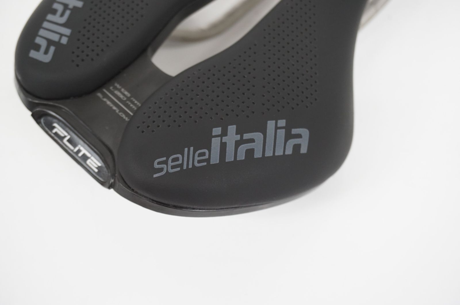 SELLE ITALIA 「セライタリア」 FLITE BOOST Ti316レール サドル / バイチャリ大宮店