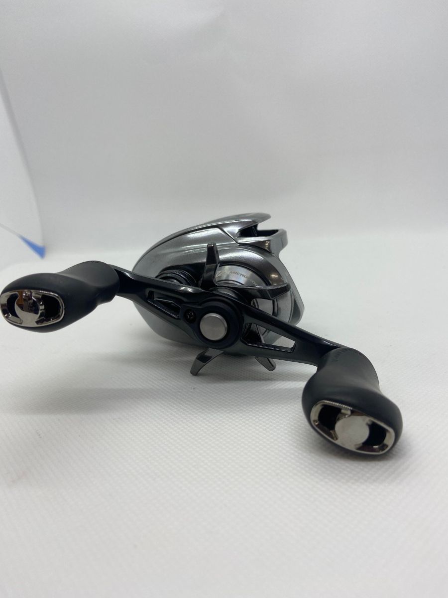 SHIMANO - ΨΨSHIMANO シマノ ベイトリール　18バンタムMGL XG RH 　箱付 03859 ΨΨSHIMANO シマノ ベイトリール 18バンタムMGL XG RH 箱付 03859