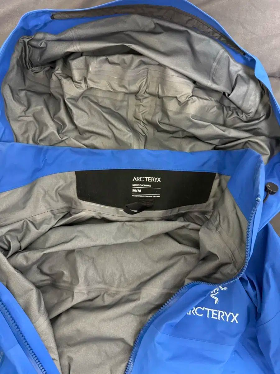 ARC TERYX アークテリクス ベータ ar フルーイディティ m