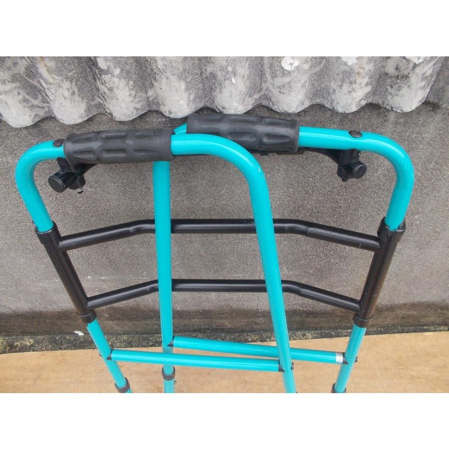 TS-23-0911-01　　　一部地域を除き送料無料　折りたたみ交互歩行器　2023GR TS-23-0911-01 一部地域を除き送料無料 折りたたみ交互歩行器 2023GR