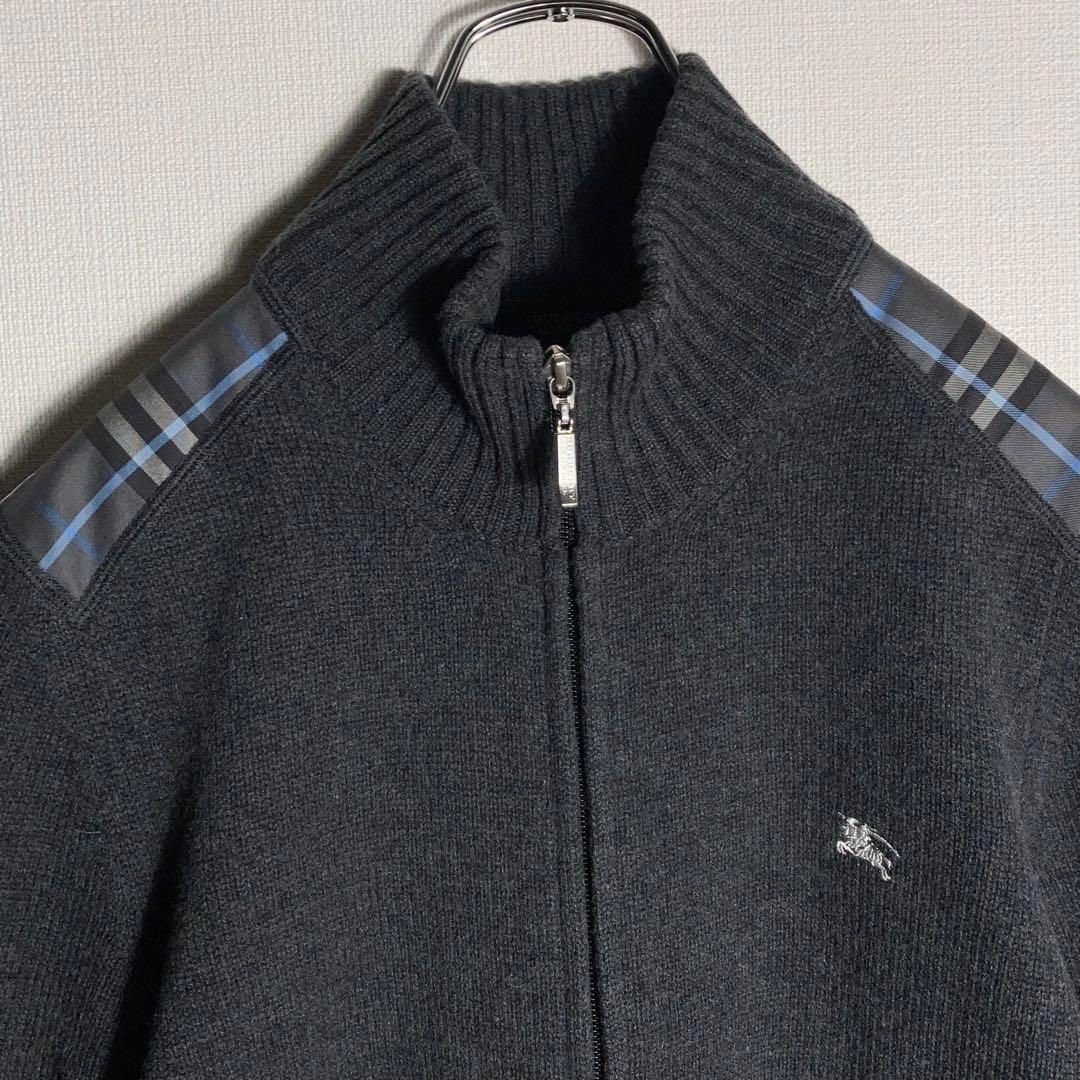 お得✨極美品✨BURBERRYペプラム ジャケット メガチェック ジップ 黒 極美品】BURBERRY カシミヤ混ウール ジップニット 刺繍ロゴ