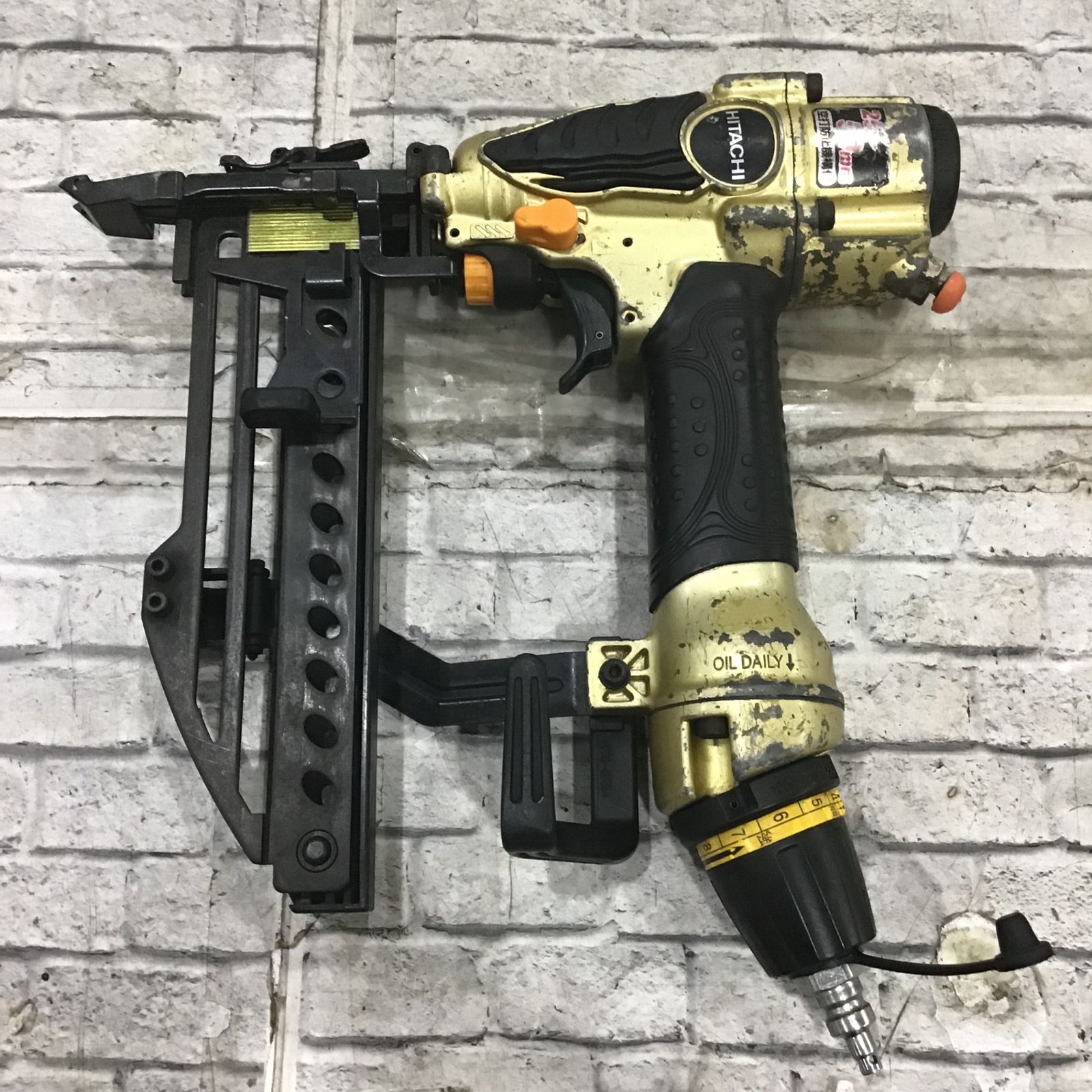ハイコーキ(HIKOKI ※旧:日立工機) 高圧フロアタッカ N5004HMF【川口店】