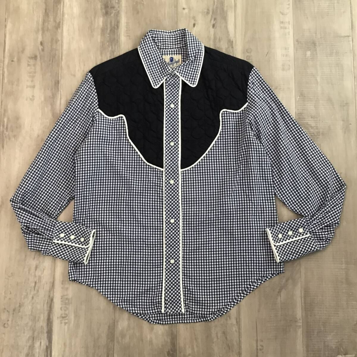 a bathing ape ラガーシャツ　キムタク着用色違い a bathing ape ラガーシャツ キムタク着用色違い a bathing ape ラガー