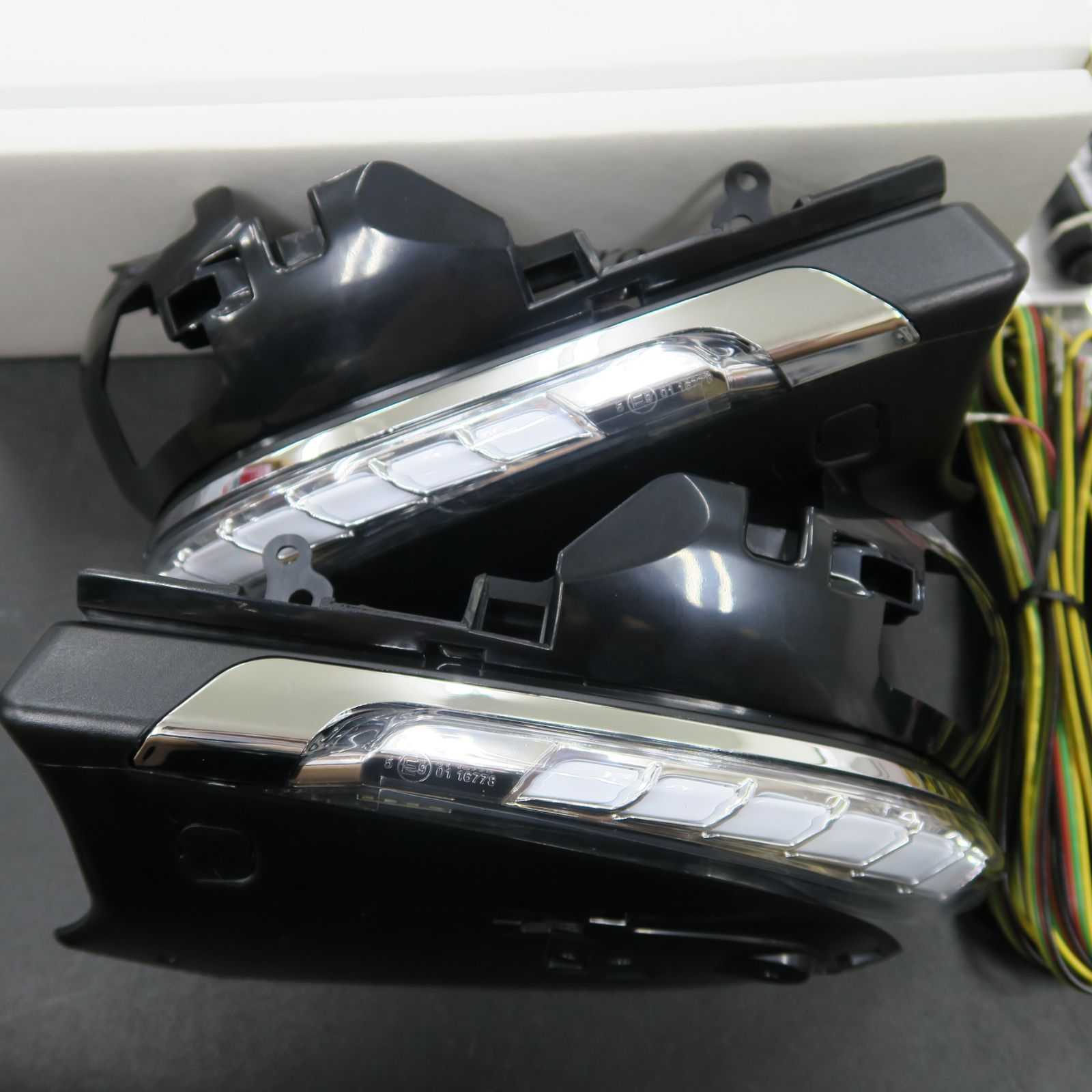 旧モデル処分価格 C-HR ＣＨＲ GRスポーツ 他用 シーケンシャル 流れるドアミラーウインカー スイッチ切替シーケンシャルターンランプ 左右 青ポジション 箱汚れ ＡＶＥＳＴ アベスト ヤマト