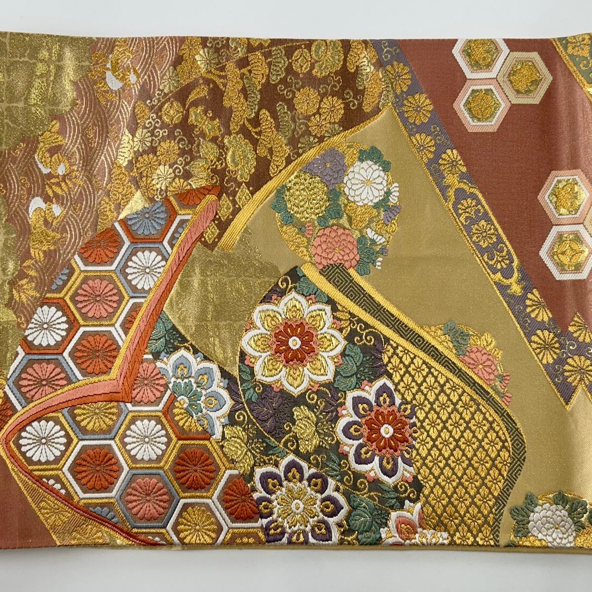 洒落帯 袋帯 全通柄 正絹 横段 花唐草 丸文 落款 未使用 寸長 イ5792 洒落帯 袋帯 全通柄 正絹 横段 花唐草 丸文 落款 未使用 寸