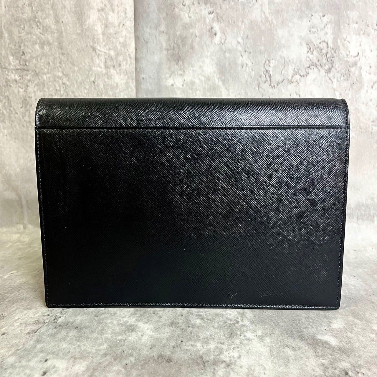 ✨極美品✨ YVES SAINT LAURENT イヴサンローラン セカンドバッグ 