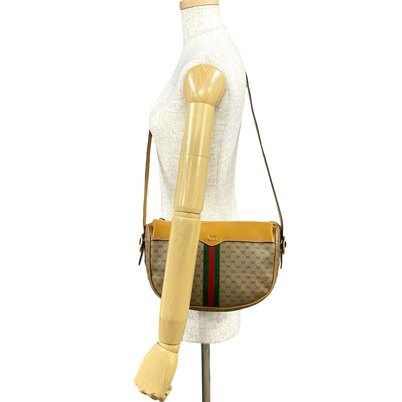 極 美品 GUCCI グッチ オールドグッチ ヴィンテージ シェリー 極 美品 GUCCI グッチ オールドグッチ ヴィンテージ シェリー