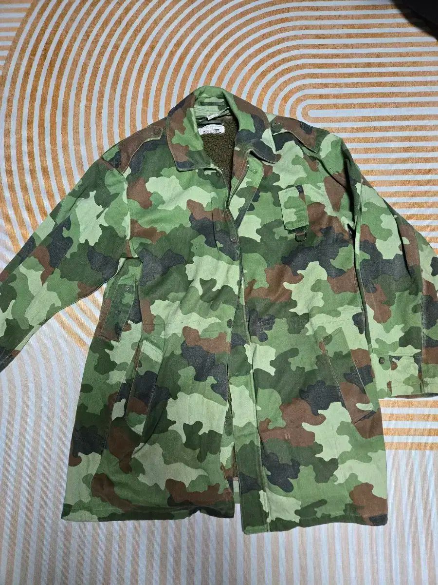 ユーゴスラビア軍] MOL68 軍幕 シェルターハーフ タープ セルビア軍