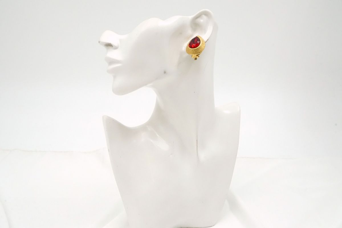 ゴールド GIVENCHY