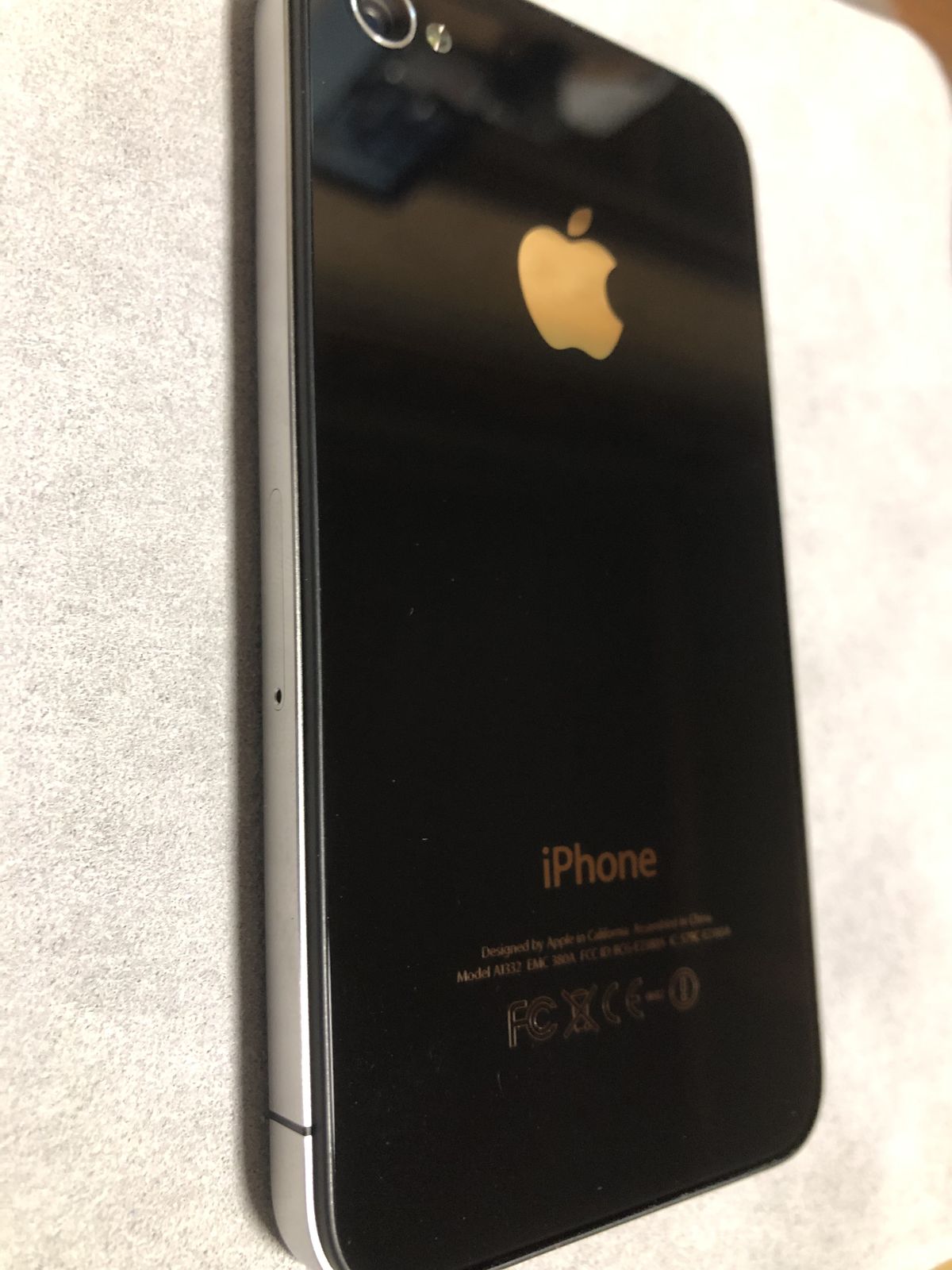 iPhone4 16GB 本体 simフリー 香港版 アクチロック無し - メルカリ