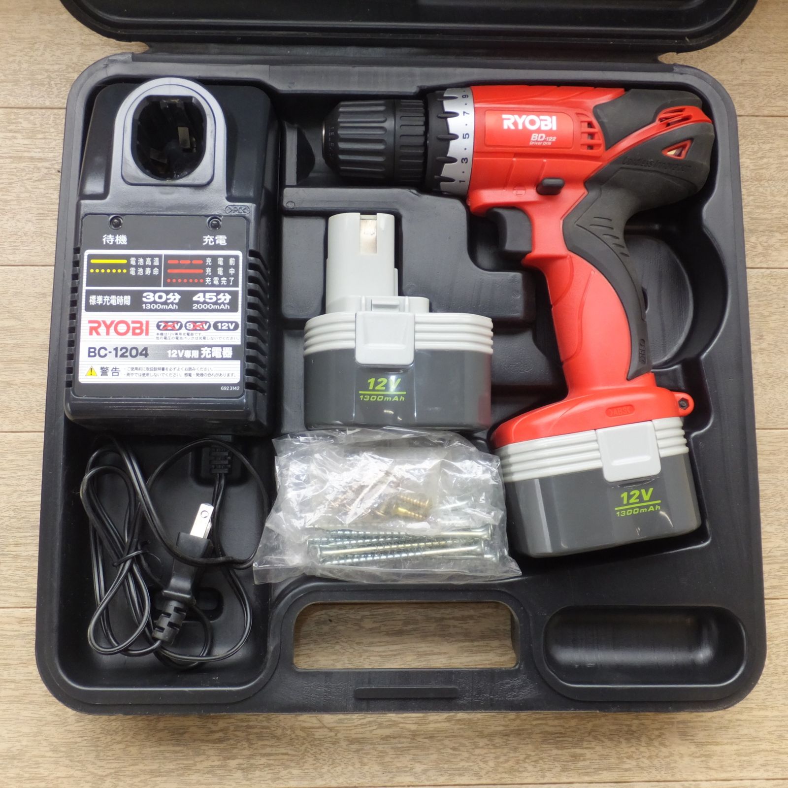 充電式ドライバードリルRYOBI BD-122 充電式ドライバードリルRYOBI BD-122