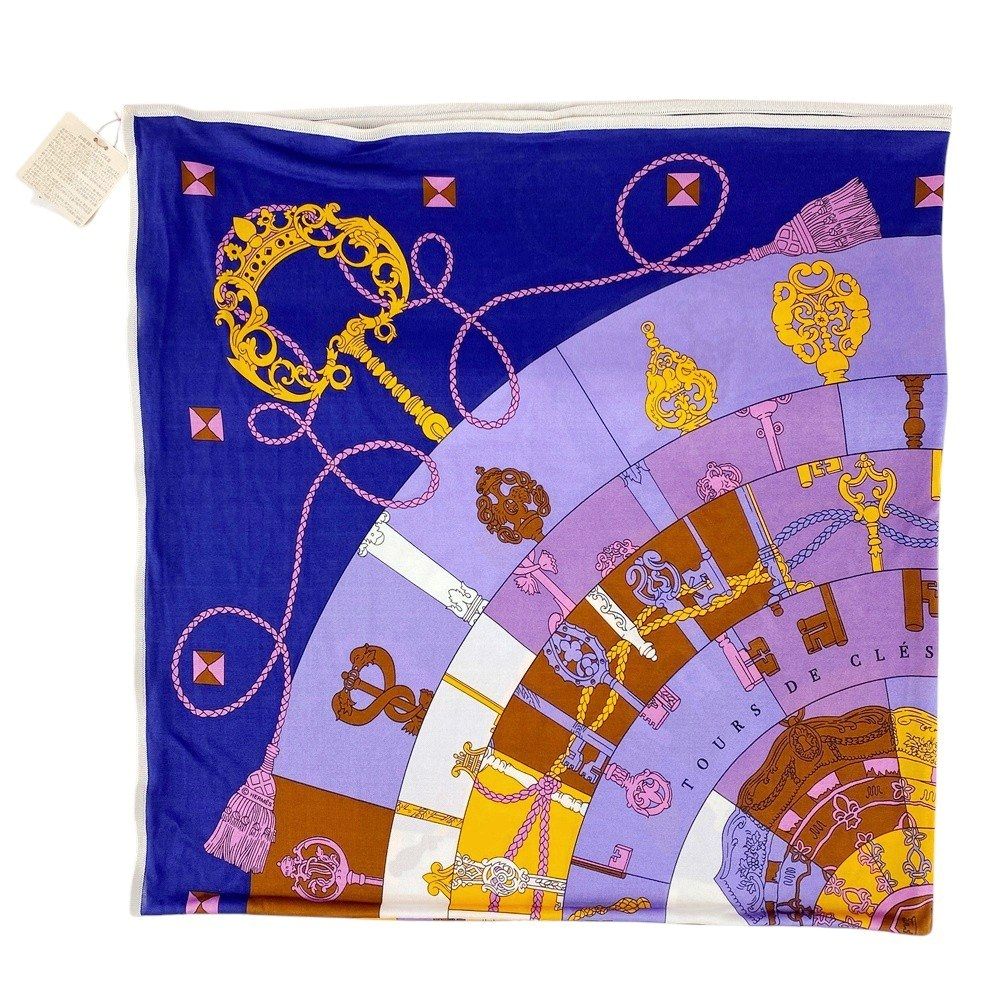 エルメス スカーフ カレ90 鍵への螺旋 シルクジャージ スムースカレ エルメス スカーフ カレ90 鍵への螺旋 シルクジャージ スムースカレ