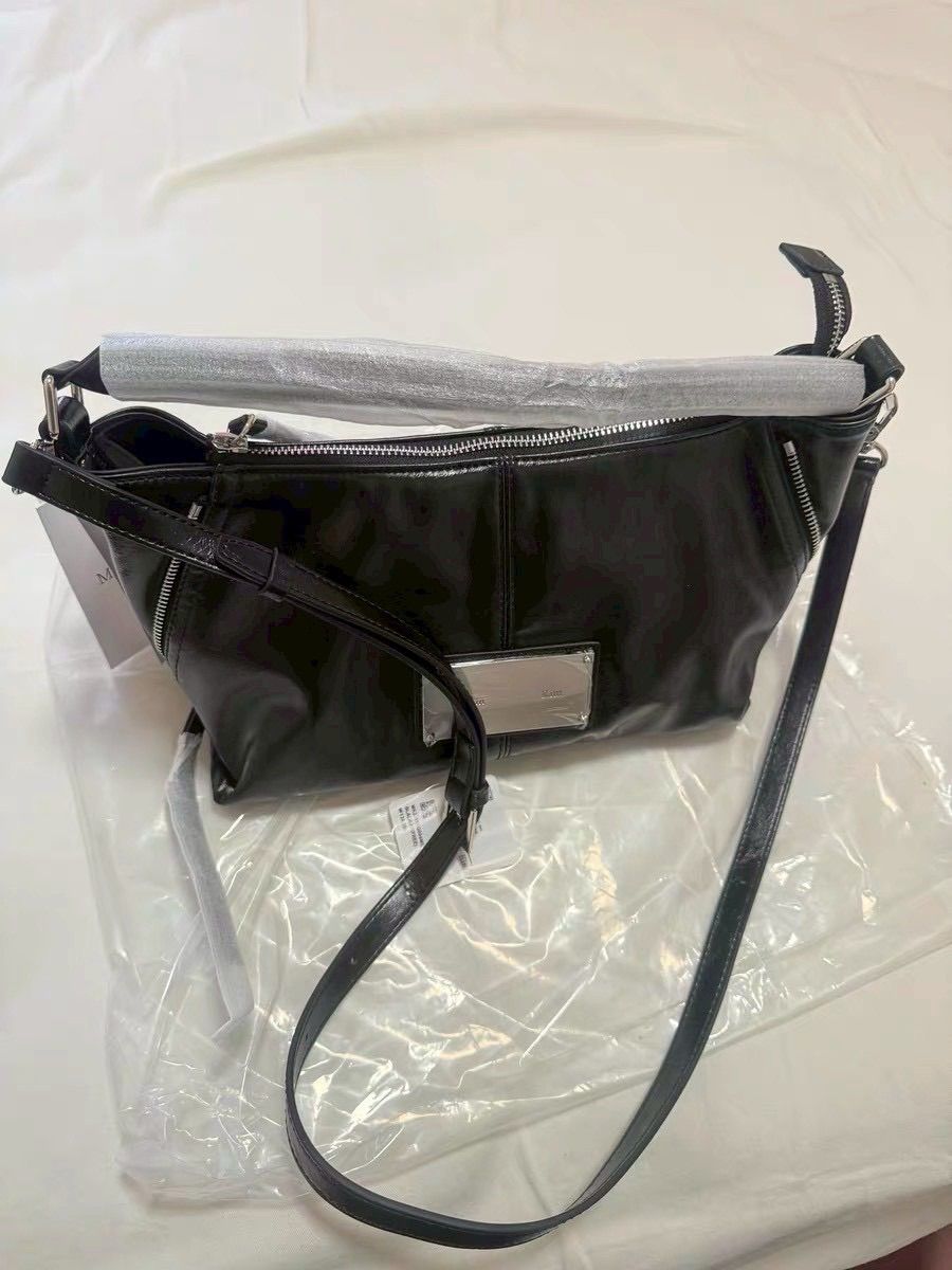 トートバッグ [MATINKIM]double zipper mini cross bag in black MUSINSA公式 | MATIN KIM DOUBLE ZIPPER MINI CROSS BAG IN BLACK