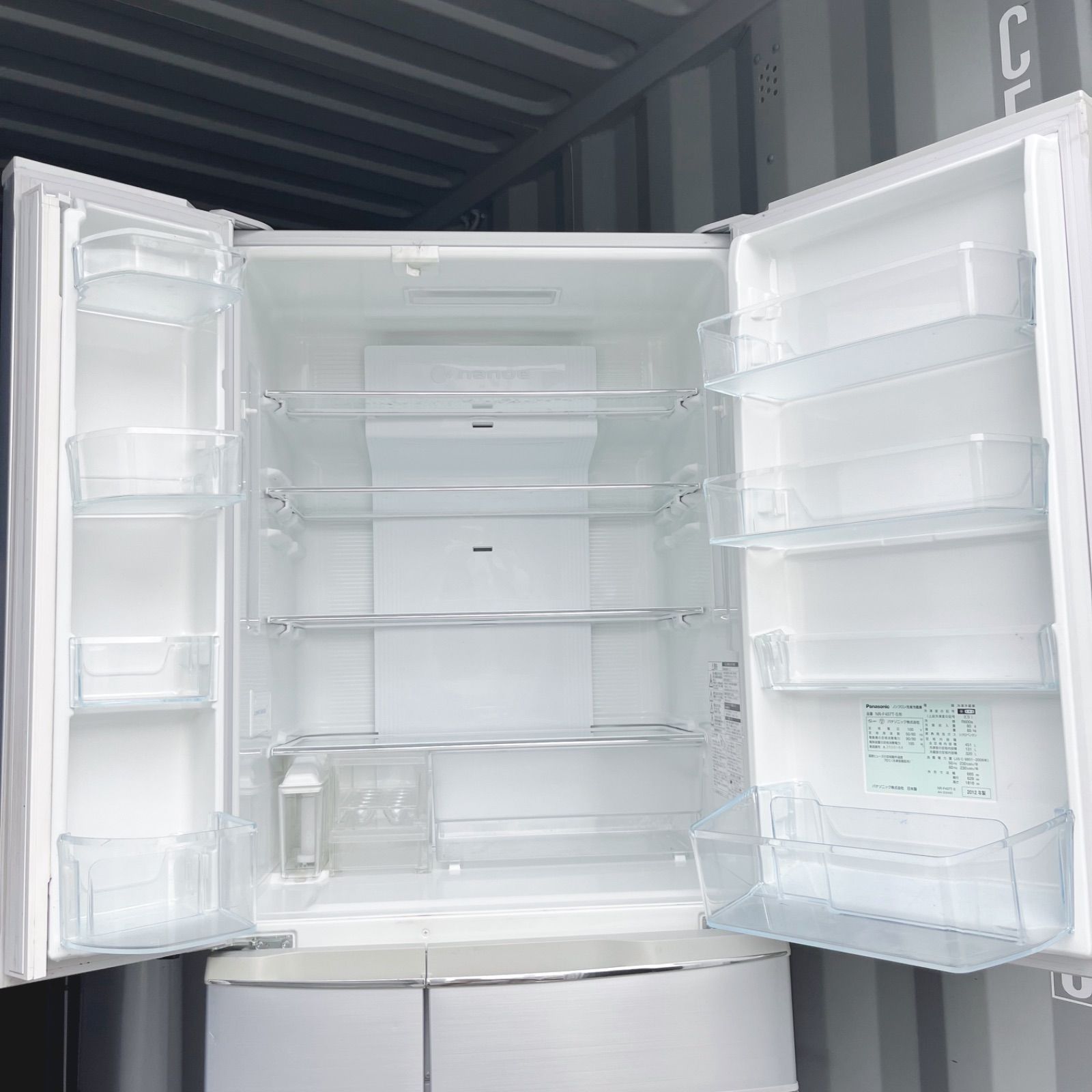 38取付無料！パナソニック自動製氷搭載！スタイリッシュシルバー6ドア