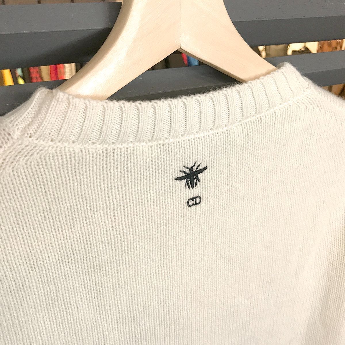 【超美品】ディオール エンブロイダリー 長袖ニット セーター 刺繍デザイン アイボリー カシミア 254S57AM025 鳥 13765 超美品】ディオール エンブロイダリー 長袖ニット セーター 刺繍