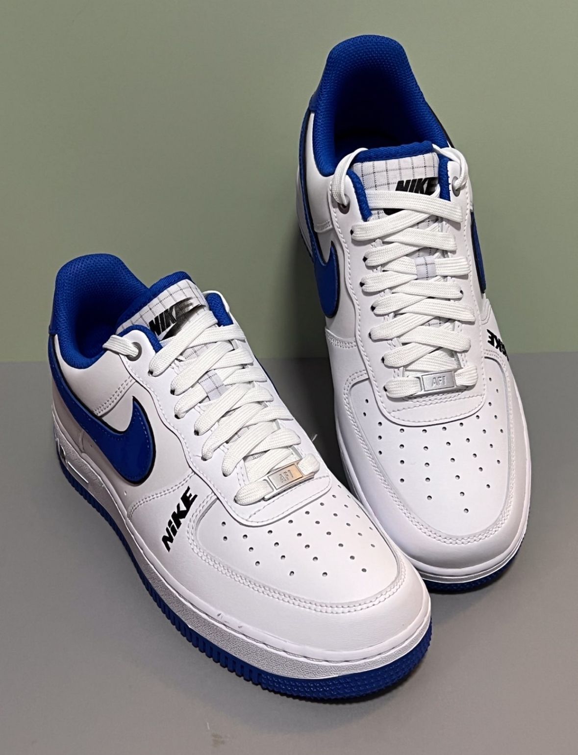 新品未使用 箱付 NIKE AIRFORCE1 LOW 07 LV8 ナイキ　ゲームロイヤル22