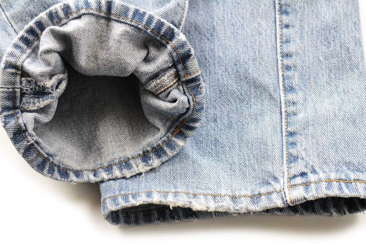 【破格】Levi's ストレートデニム W33×L34 00s Levi'sリーバイス 501 ダメージ デニムパンツ W33 L34☆SDP3585