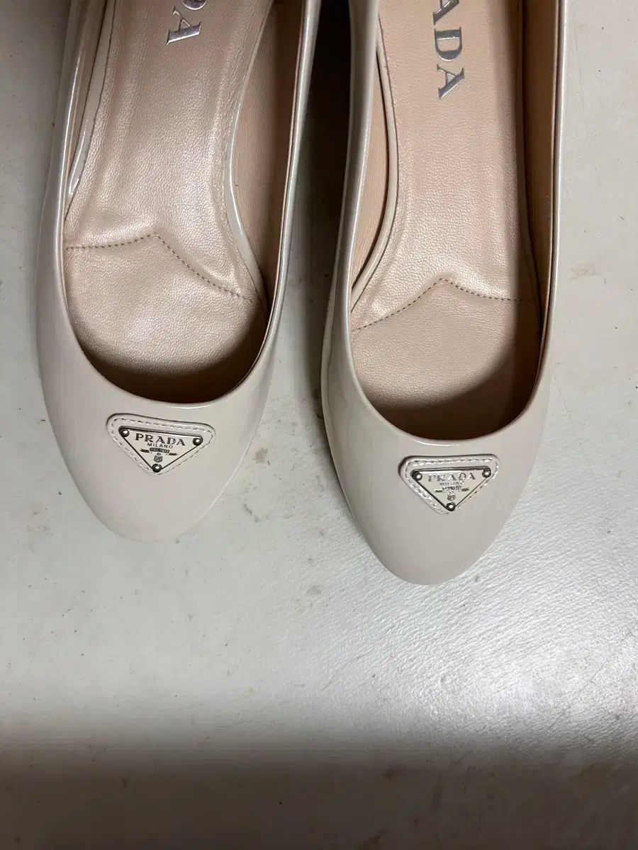 バレリーナ フラット