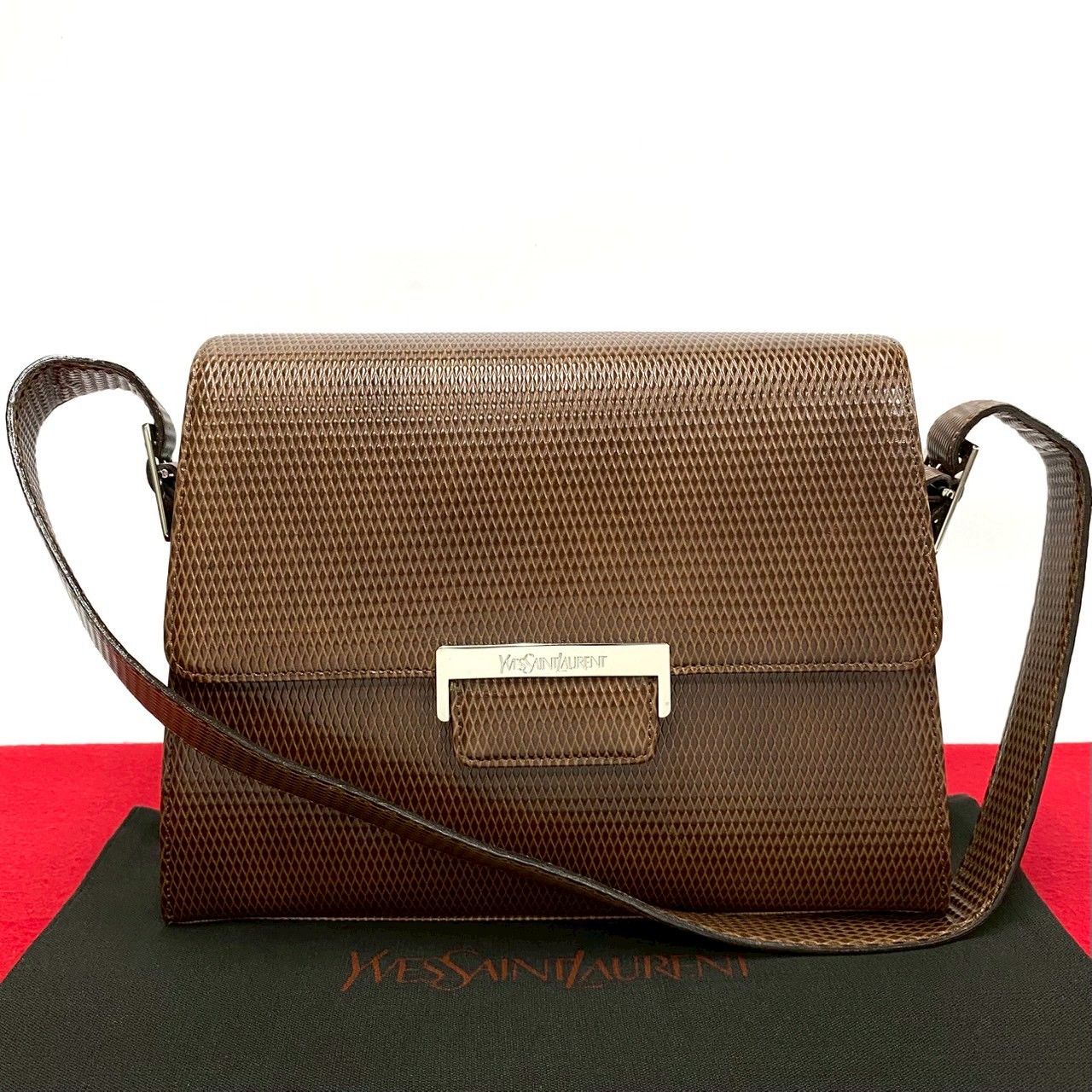 イヴサンローラン ゴールドロゴ金具 内部総柄 レザー シボ革 ビジネス