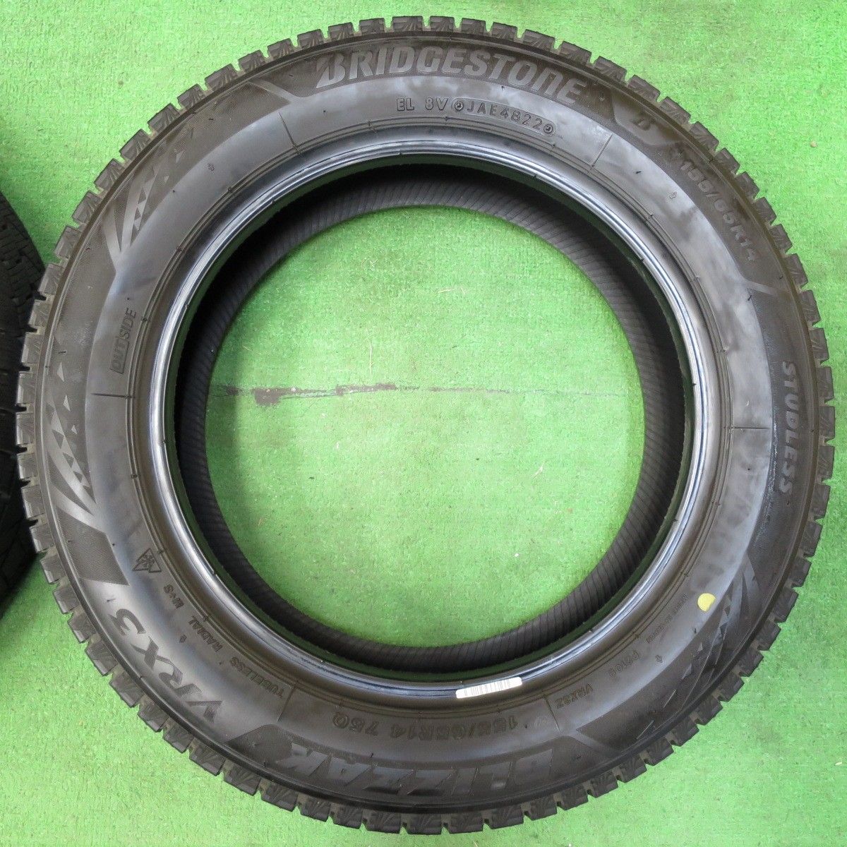 送料無料* バリ溝！22年！8.5分☆スタッドレス 155/65R14