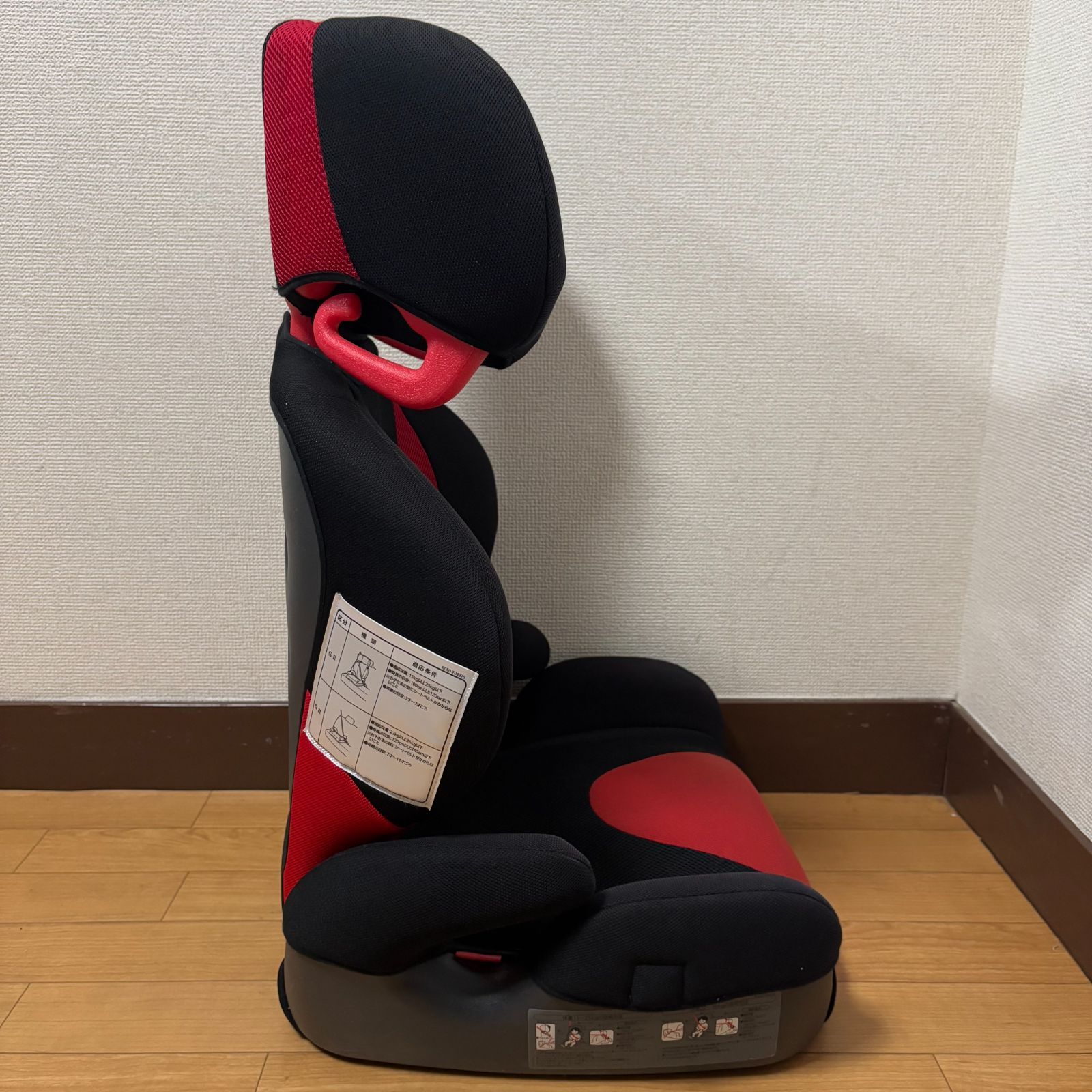 【美品】エールベべ サラットハイバッグジュニアクワトロ ジュニアシート 黒 ✨美品✨️エールベべ サラットハイバッグジュニアクワトロ