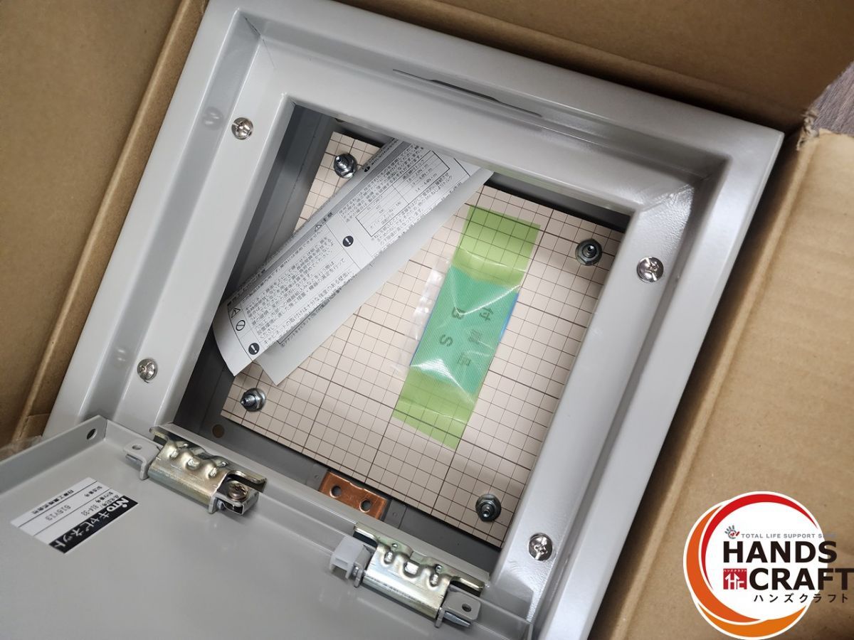 日東工業 B14-46C [B] 盤用キャビネット 鉄板製/屋内用　露出形 木製基板付 片扉 クリーム塗装 日東工業 盤用キャビネット露出形フカサ140mm 木製基板付 通販 | 日東