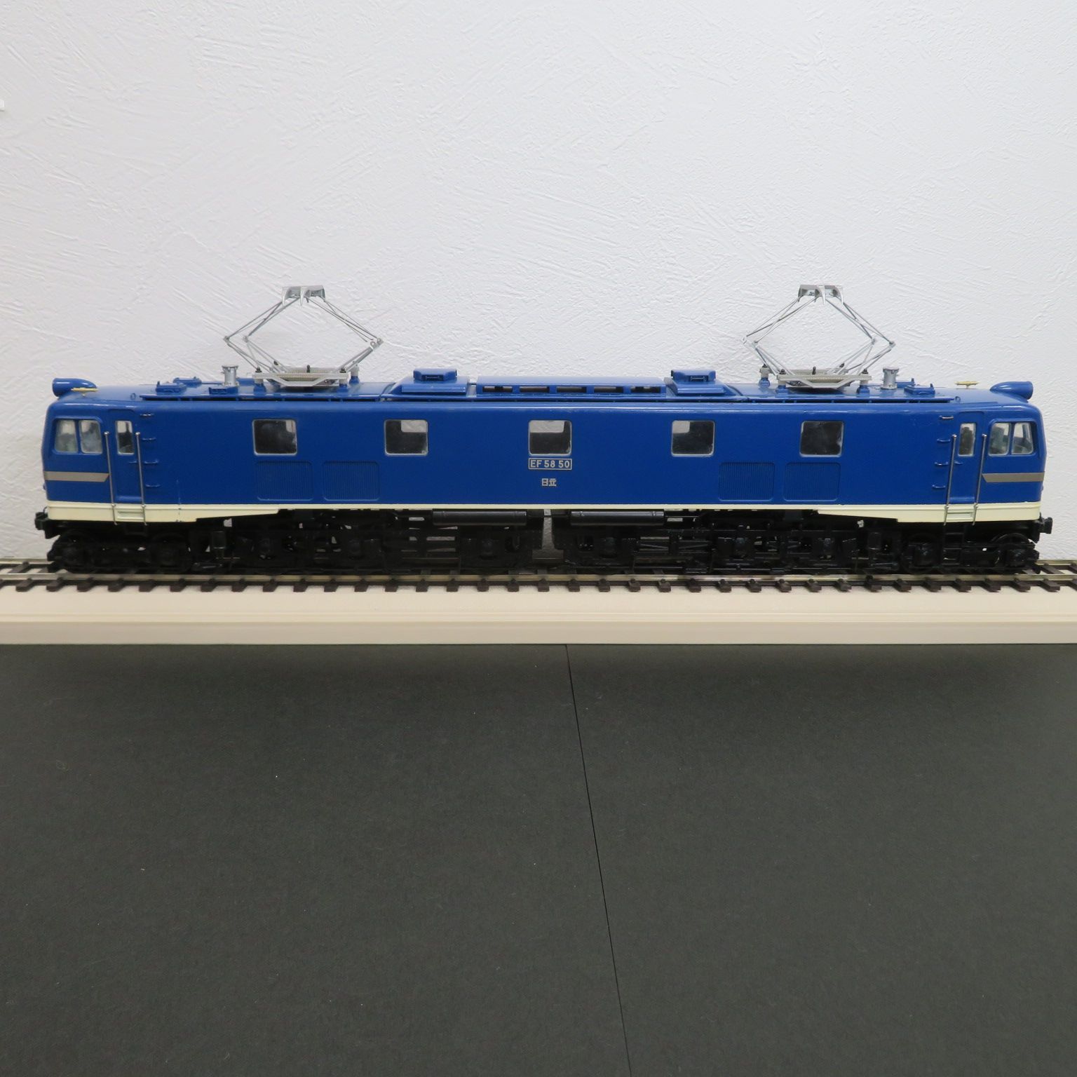鉄道模型　[訳有品] 1/150 EF58 1両 EF58 150 宮原機関区 (ブルー) (鉄道模型) - ホビーサーチ 鉄道
