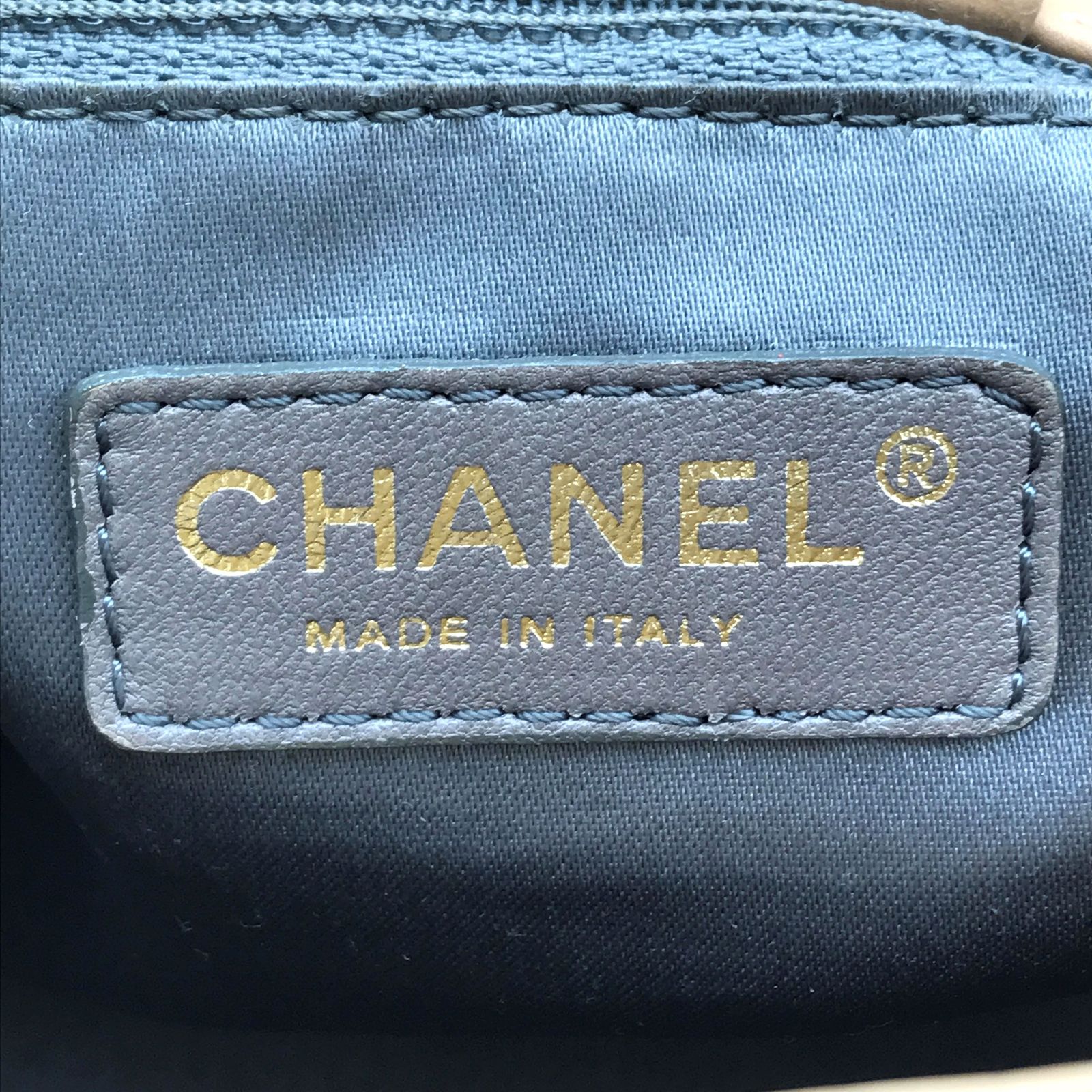 CHANEL シャネル ココマーク メタル ロゴ ラムスキン シングル  