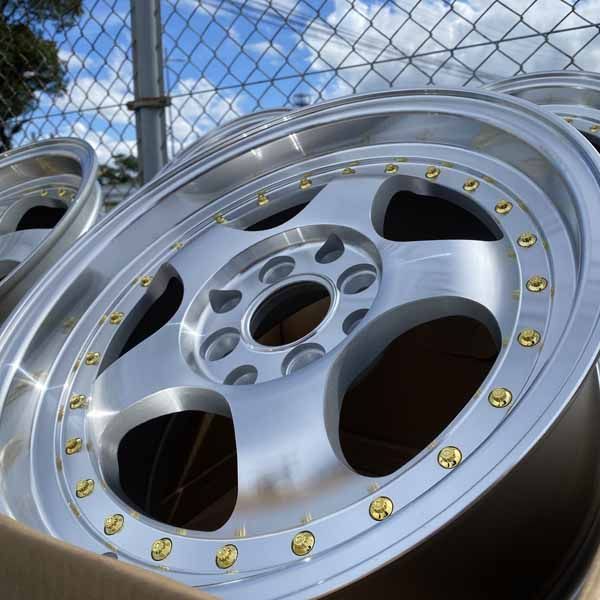 15インチ PCD100 シルバー ホイール① 新品 シルバーマシンカラー 数量限定!! 15×7.0J+38 PCD100/114.3