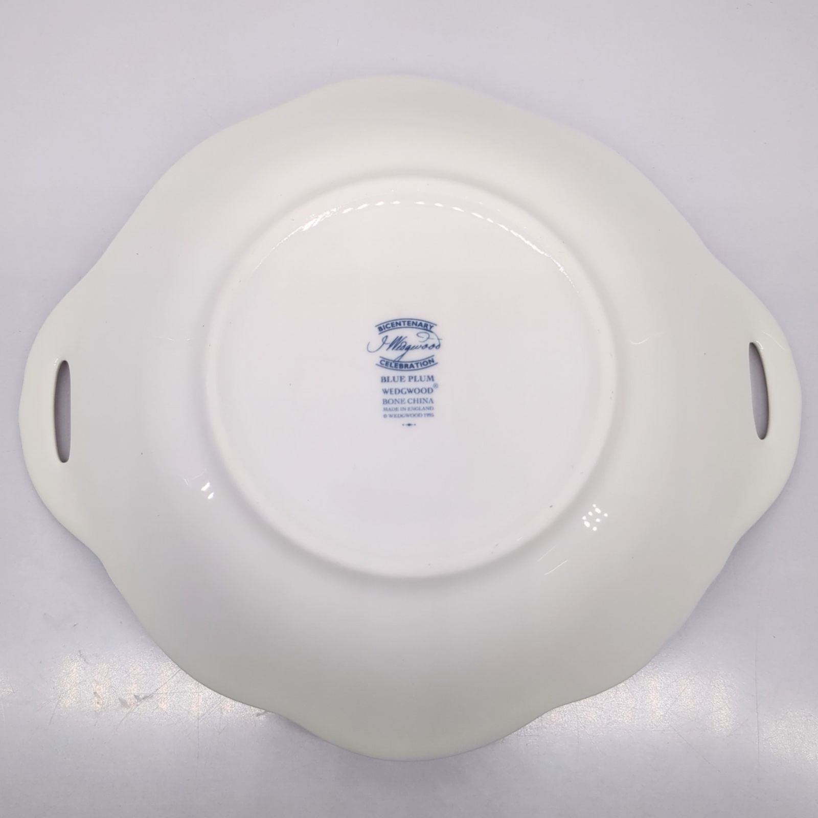 英国製　美品　ウェッジウッド ブループラム　ウィンザートレイ 皿　プレート 英国製 美品 ウェッジウッド ブループラム ウィンザートレイ 皿