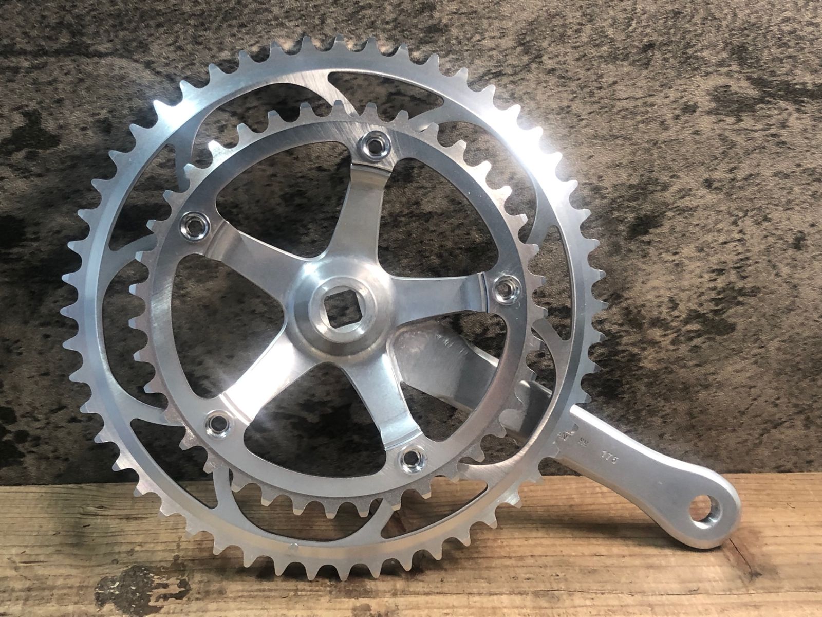 IY006 サンツアー SUNTOUR シュパーブプロ SUPERBE PRO クランクセット