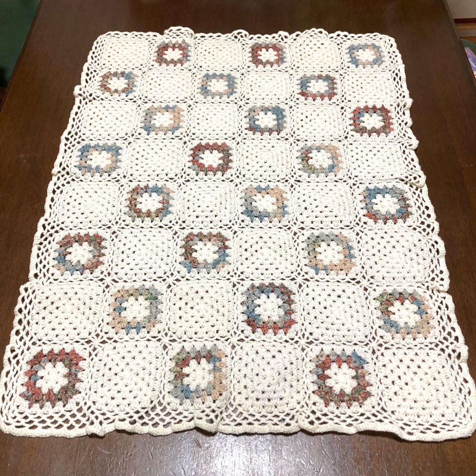手編みマルチカバー　膝掛け　ブランケット　モチーフ編み　　ハンドメイド 手編みブランケット 膝掛け マルチカバー｜Yahoo!フリマ（旧