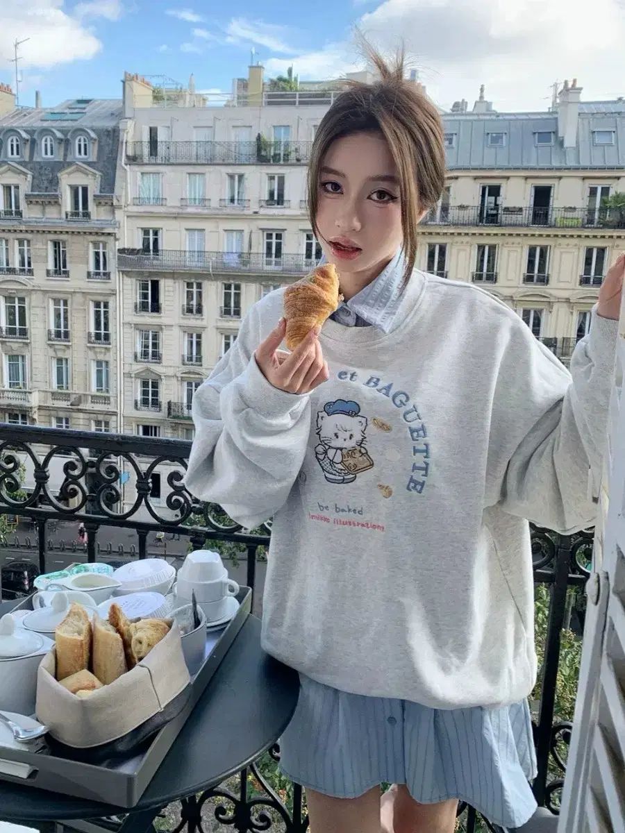  ミコフレンズ ムース クロワッサン トレーナー トレーナー スウェット トップス