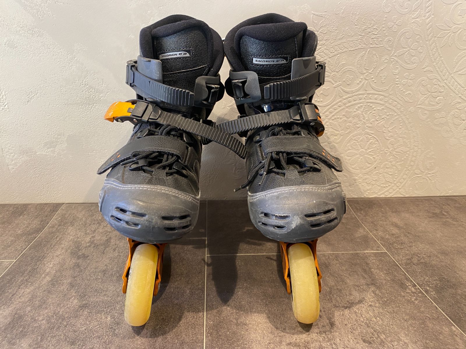 【コンスケ】SALOMON インラインスケート 美品】SALOMON サロモン インライン インラインスケート 27cm ローラー