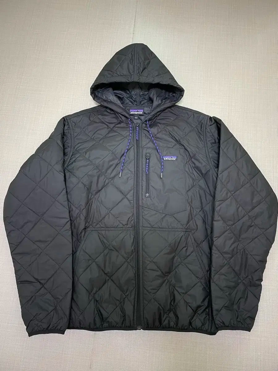 patagonia(パタゴニア) ダイヤモンド キルト ボンバー