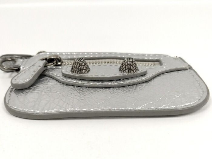 レザー シルバー