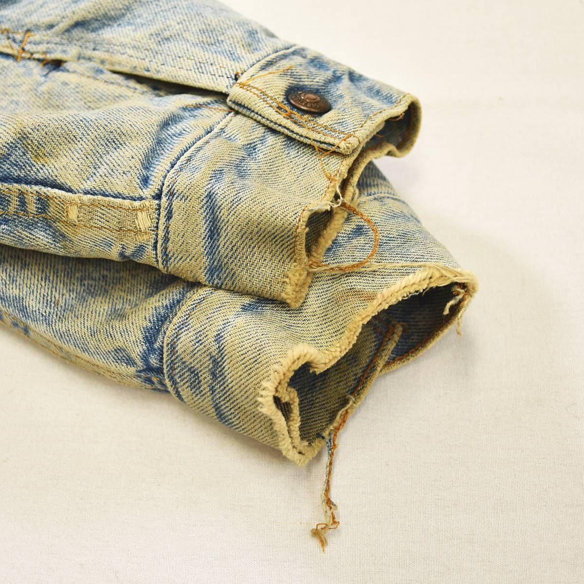 希少】 70sヴィンテージ USA製 リーバイス Levi's 70608 0213 裏