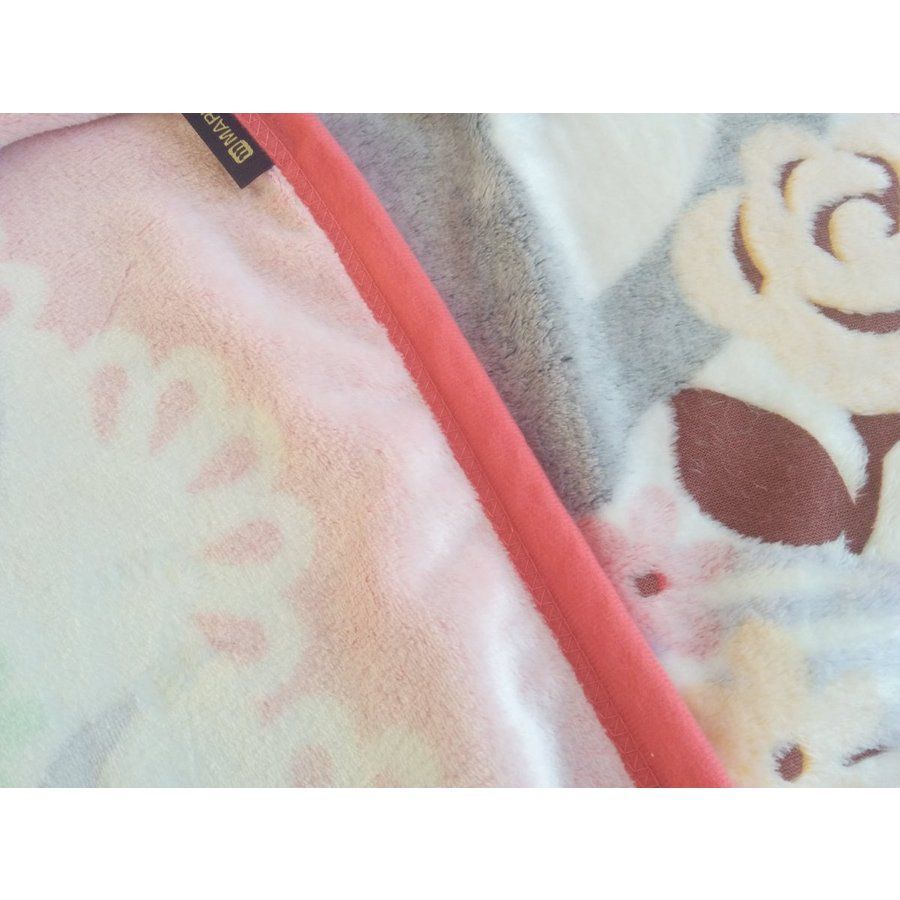 魔女の宅急便 なめらか ハーフ毛布 100×140cm【ジジと花のリース