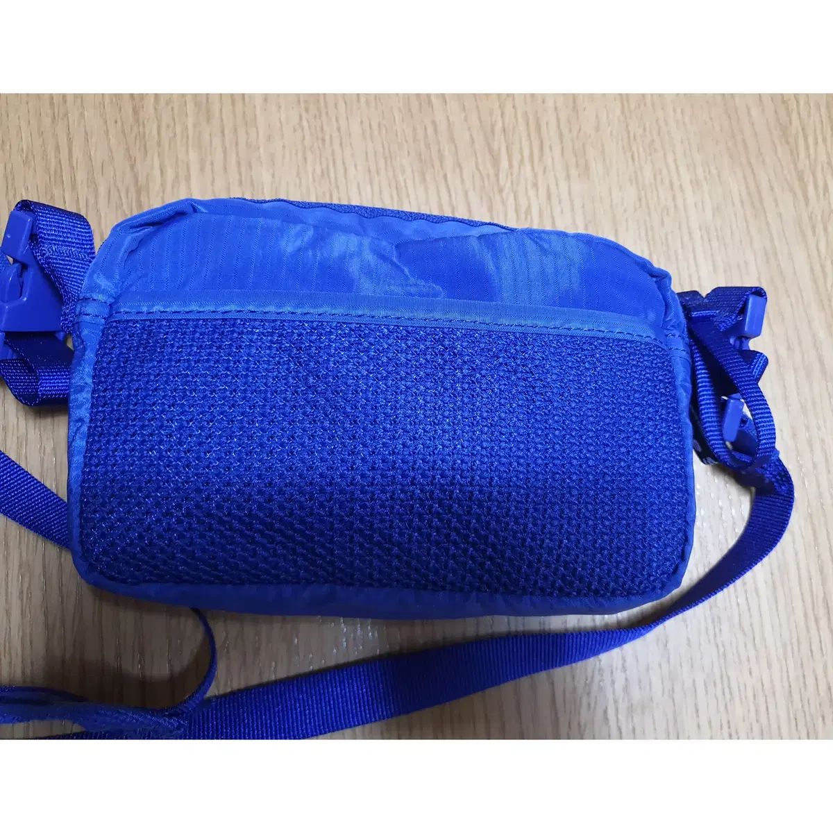 アクネストゥディオズ