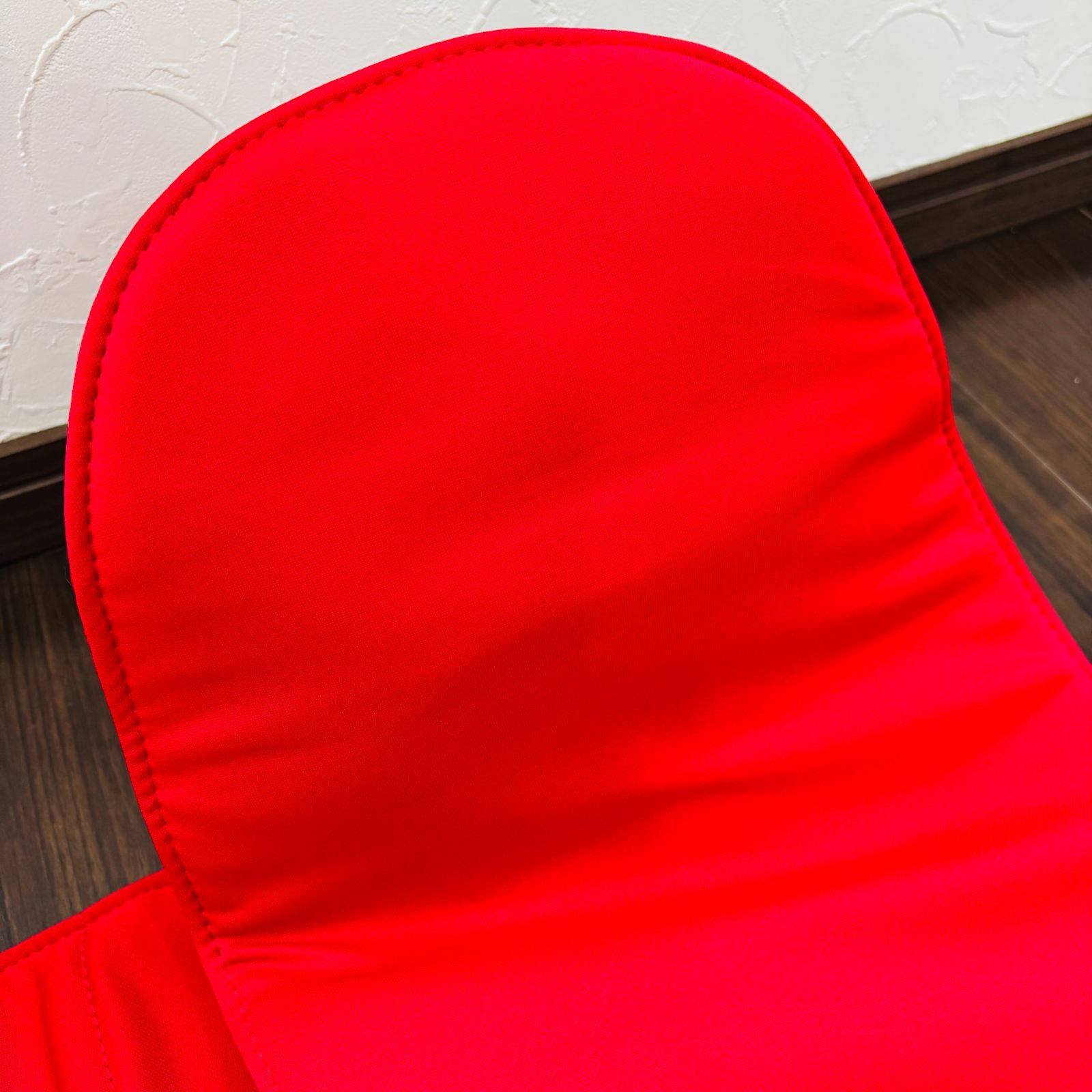 美姿勢 背筋を伸ばす