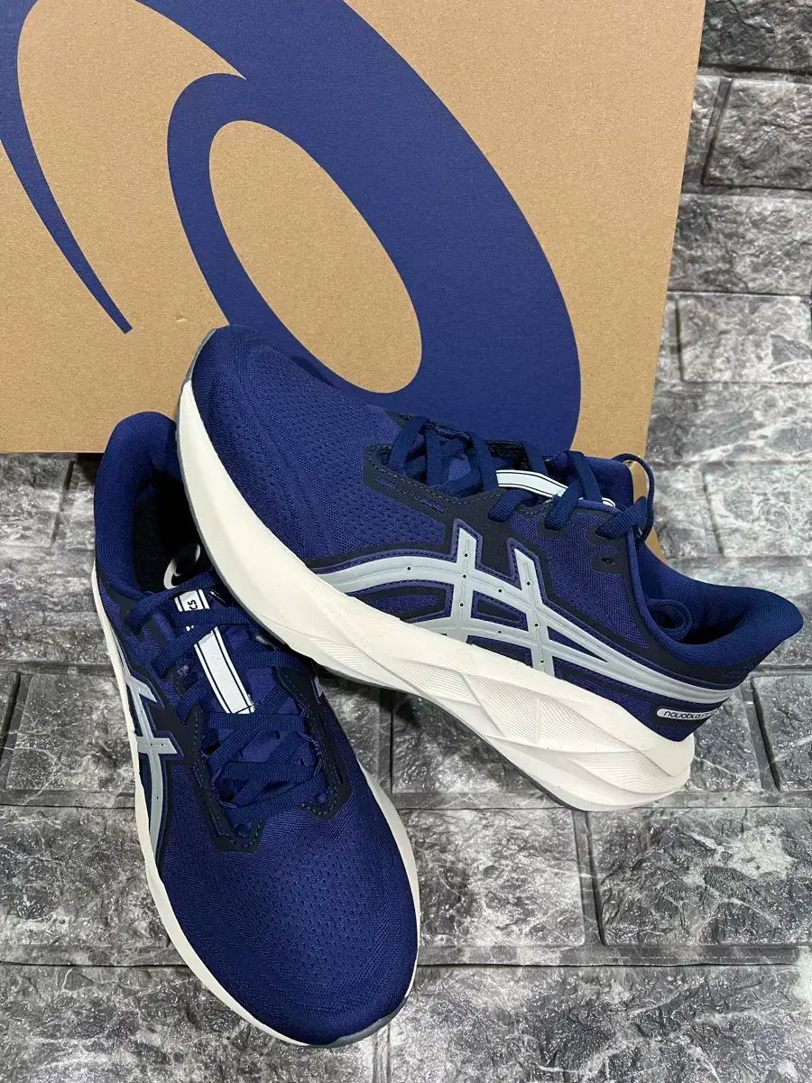 265 asics アシックス ノバブラスト 5 インディゴ ブルー スレッド グレー
