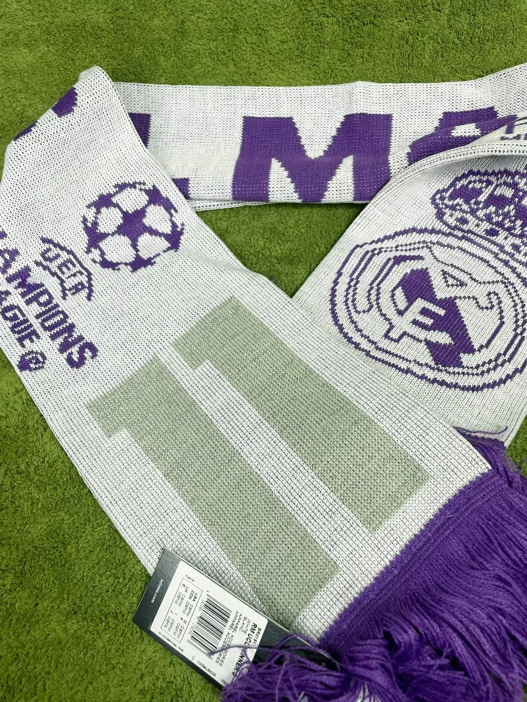 美品】レアル・マドリード サッカーマフラー チャンピオンズリーグ