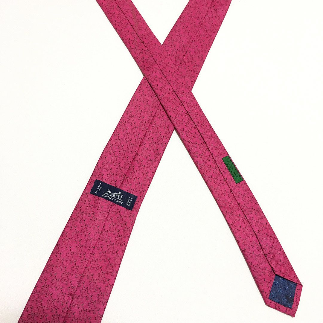 美品 エルメス HERMES ネクタイ シルク100% ピンク 総柄 2510-157